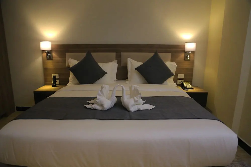 Triple-e Hotel and Spa