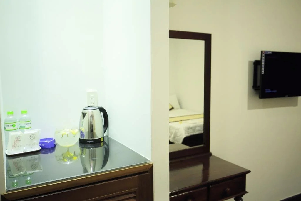 Mimosa Hotel