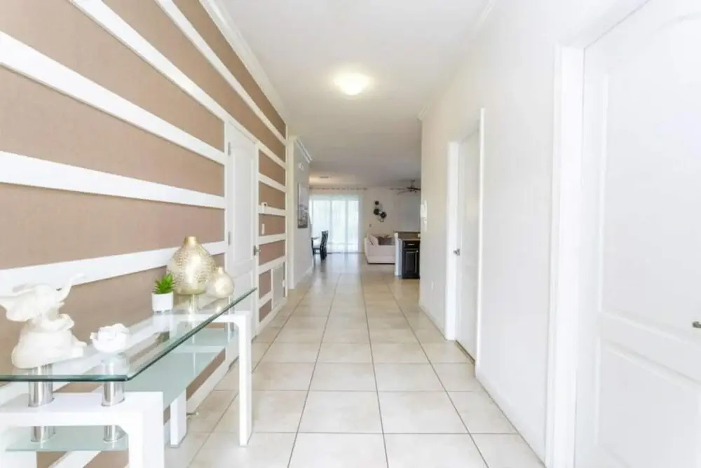 1400 Stunning 8bed with amazing game room