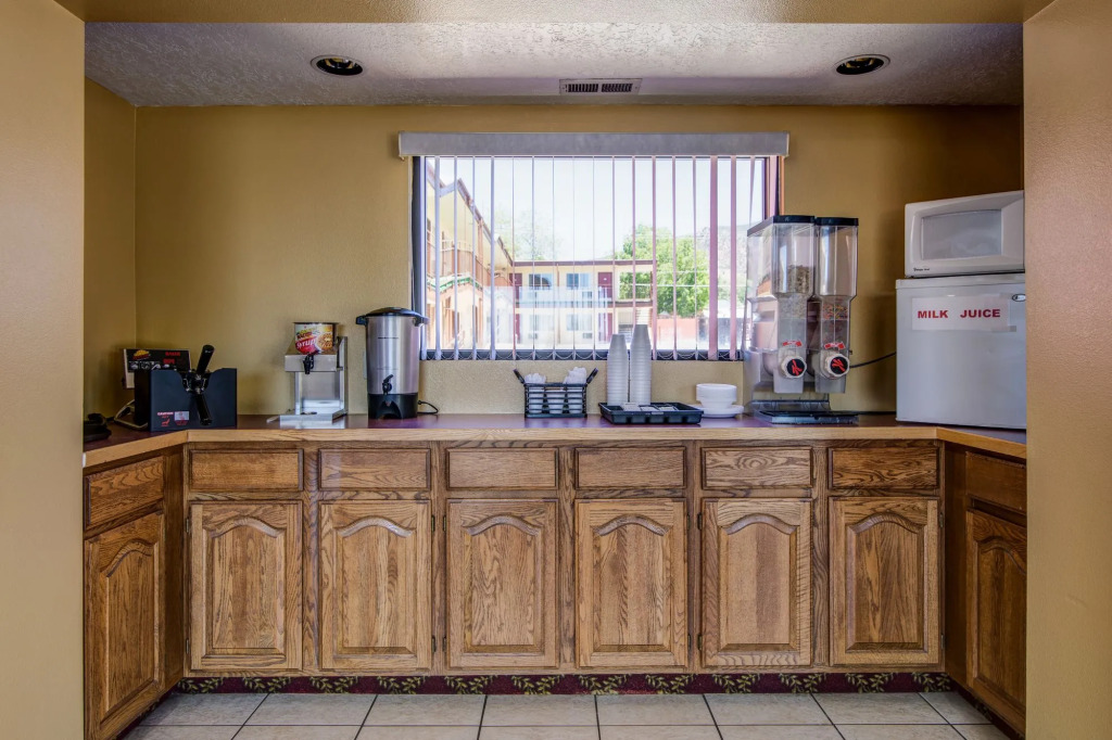 Cedar Lodge