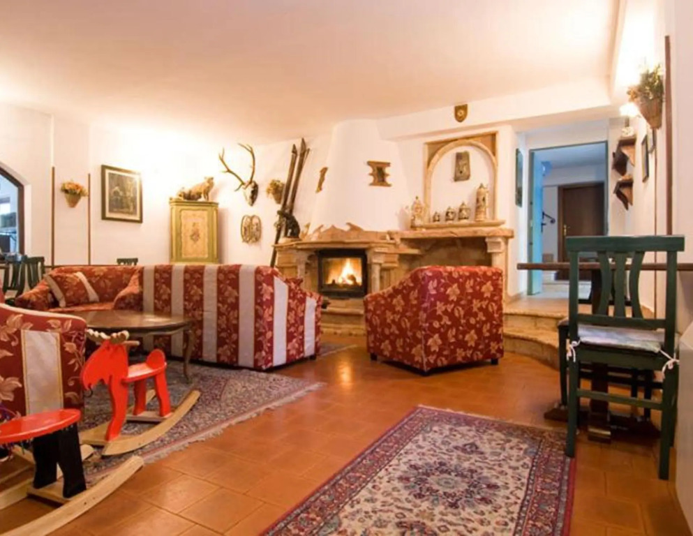 LH Albergo il Paradiso