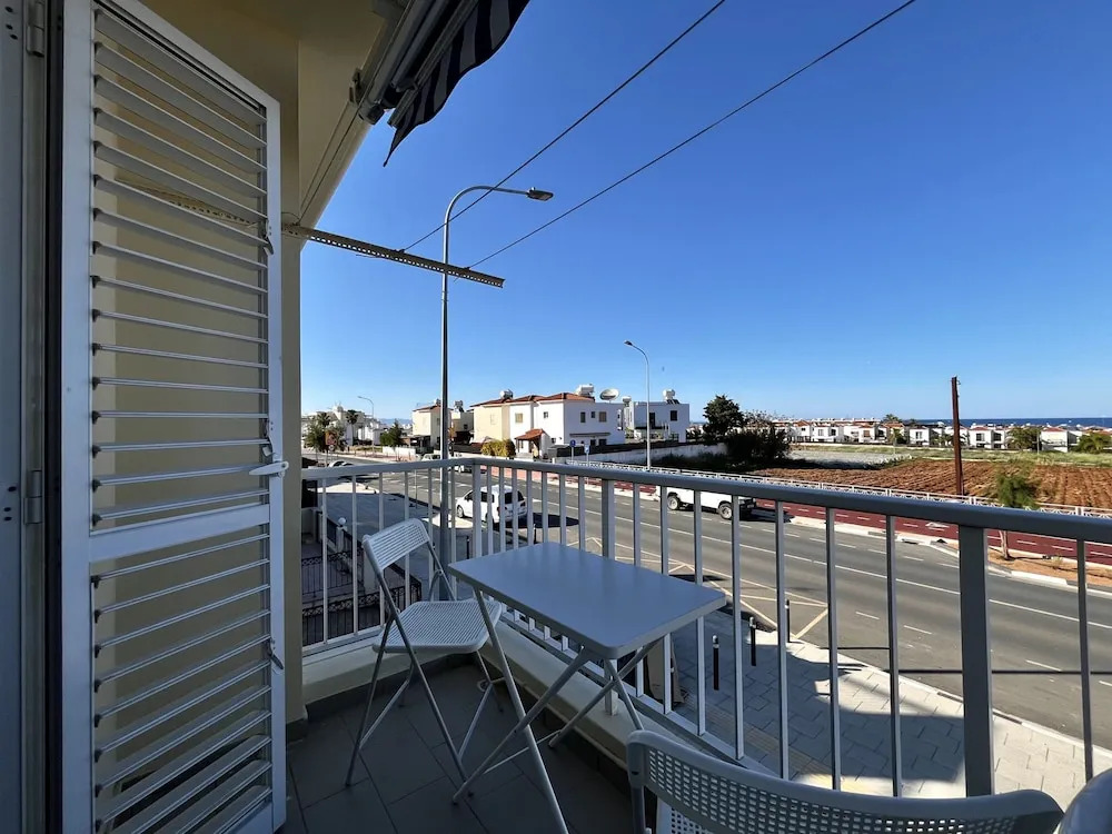 93 KAP - Stay Almyra House