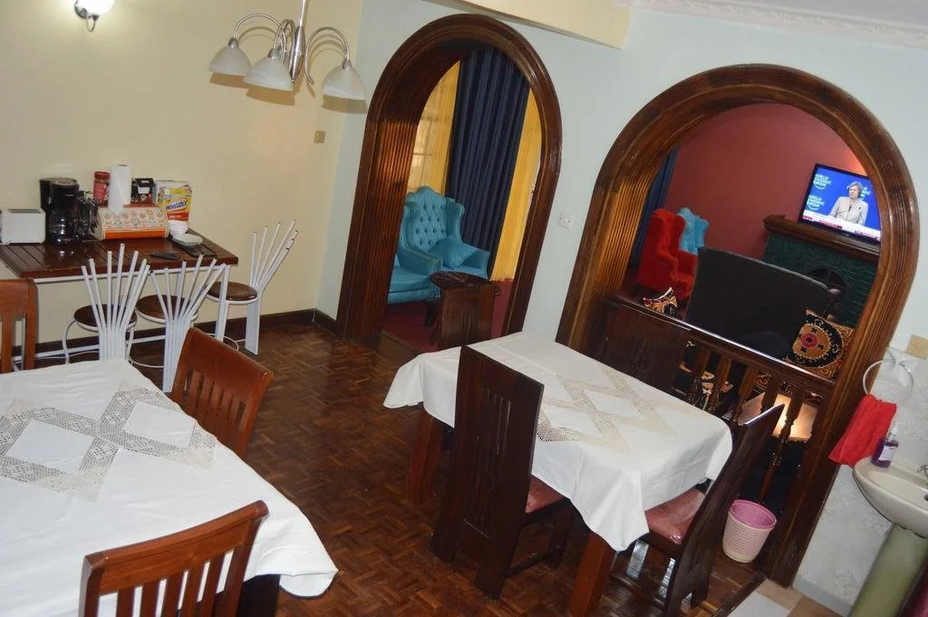 Karen Bomas Inn