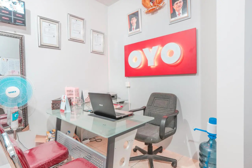 OYO 208 G House