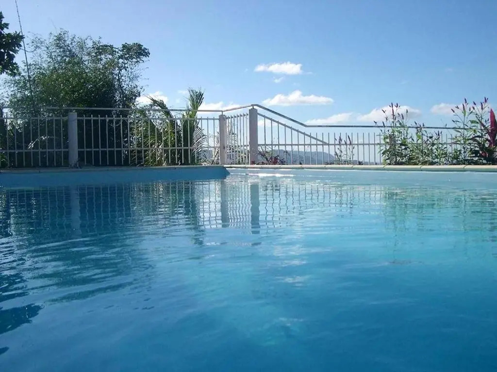 Appartement de 2 chambres avec vue sur la mer piscine partagee et terrasse amenagee a Sainte Luce a 4 km de la plage