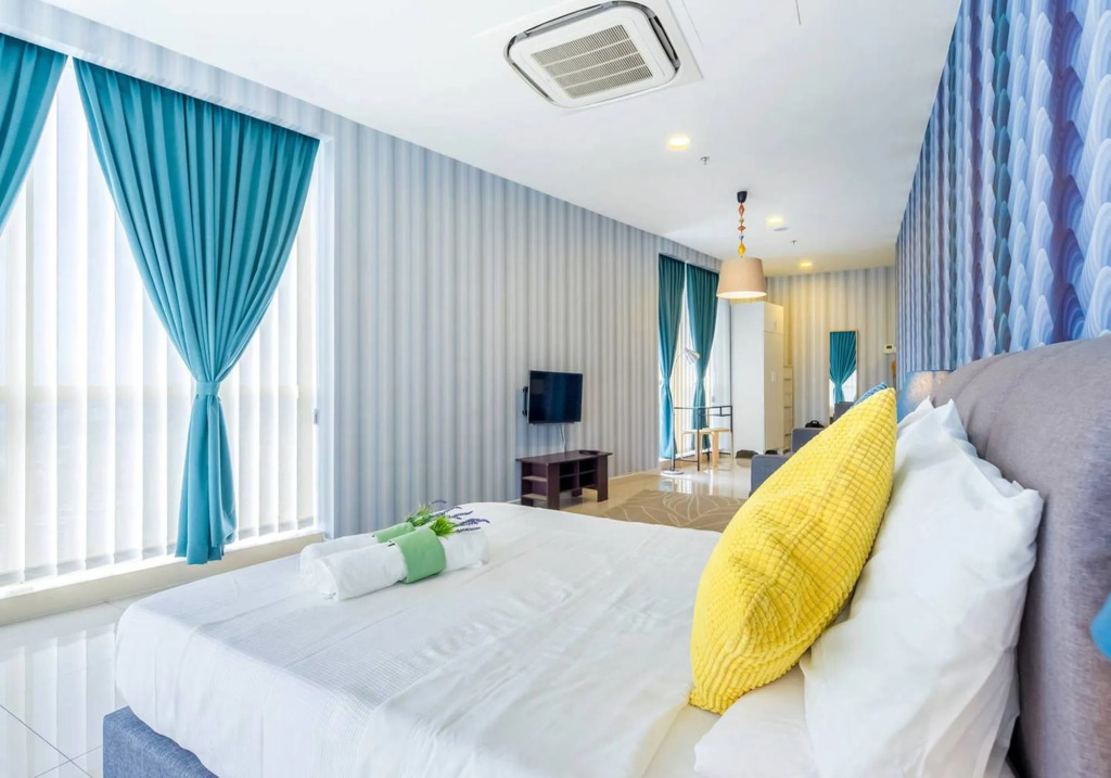Chrisenbel Suites - Pinnacle PJ