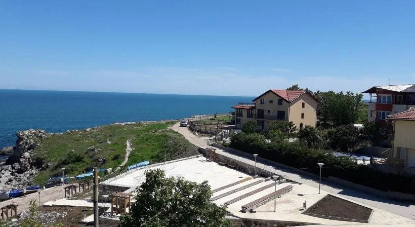 Dolphin Family Hotel