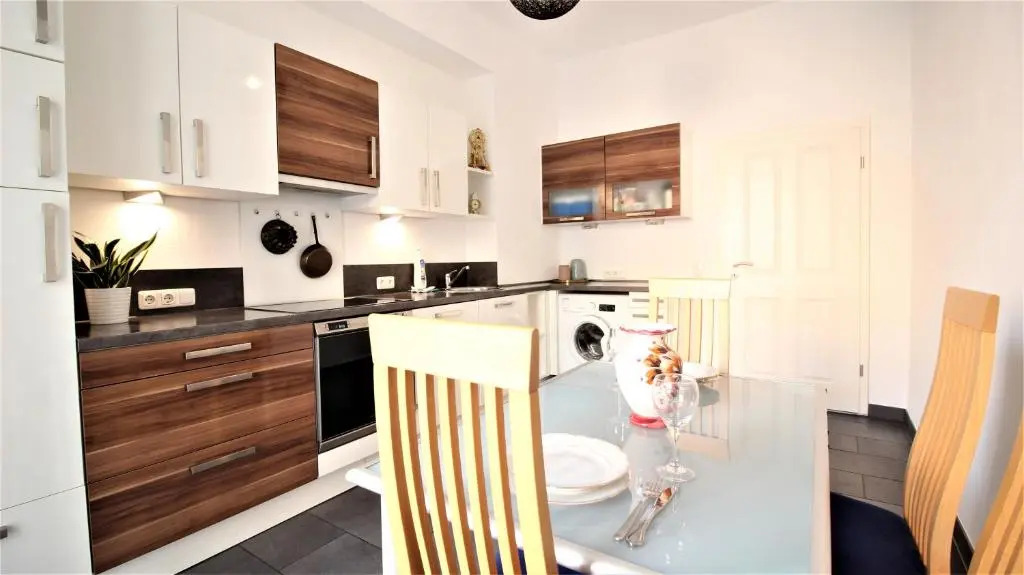 ➤Private Room - Heart of downtown with terrace