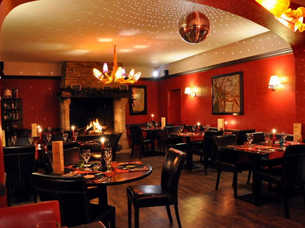 Logis - Hotel & Restaurant La Corne d Abondance