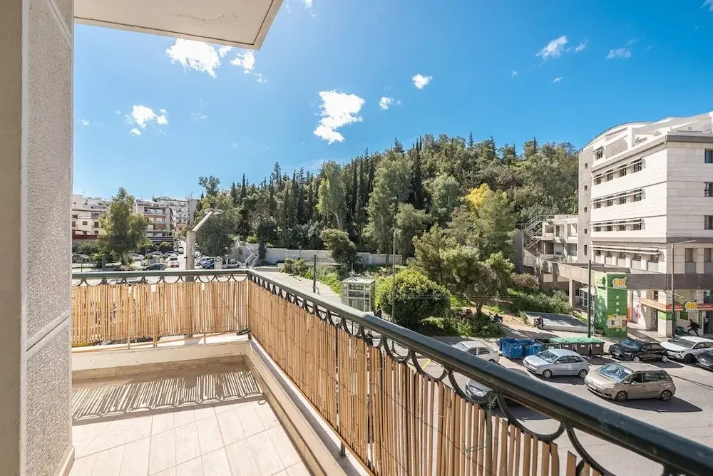 Agios Ioannis Metro Station - Comfy Apartment