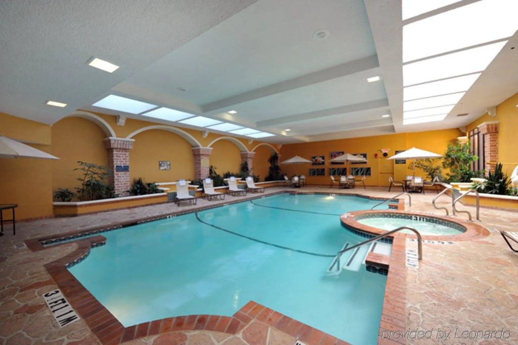 Embassy Suites Dallas - Park Central Area