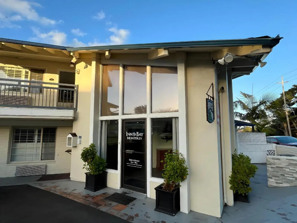 Inn By the Bay Monterey