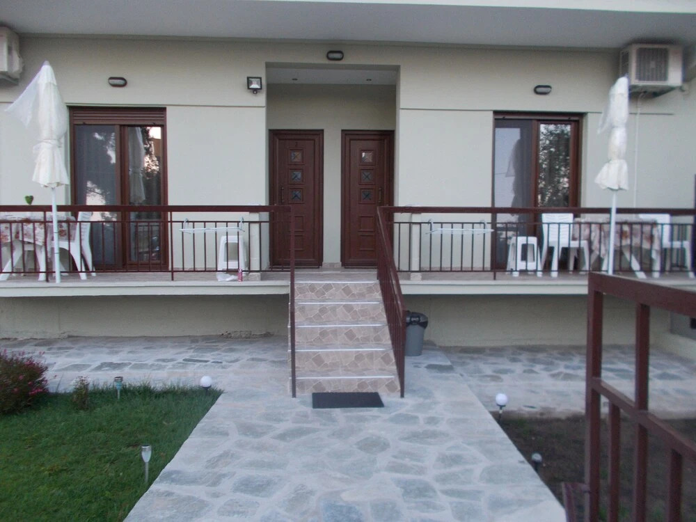 Maria Dina Studios