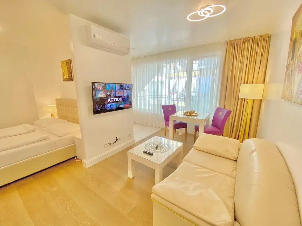 Vienna International Living