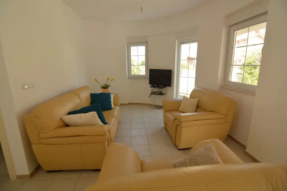 Bella Villa 7