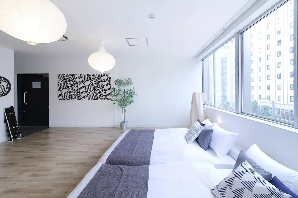 Nikke Building (401, 402)