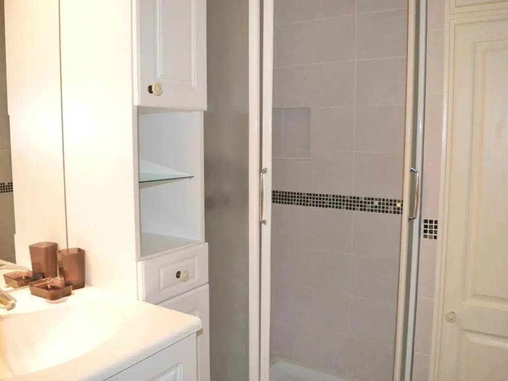 Appartement Le Lavandou, 1 pièce, 4 personnes - FR-1-251-299