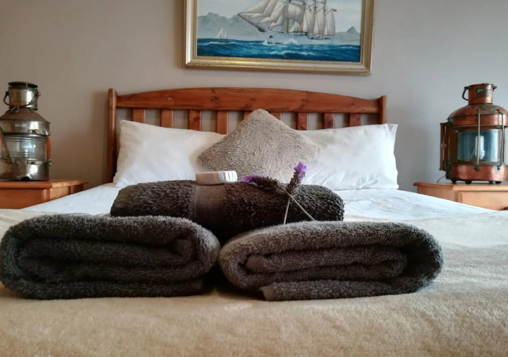 Saltycrax Backpackers and Surf Hostel