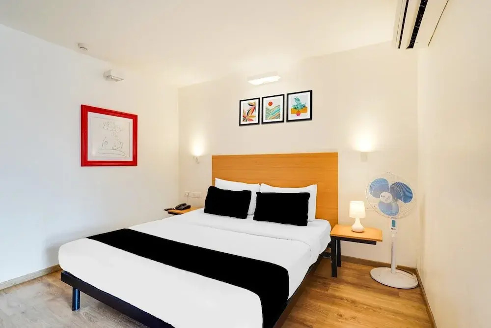 Modern Spacious Room Near Madiwala Lake BTM Layout