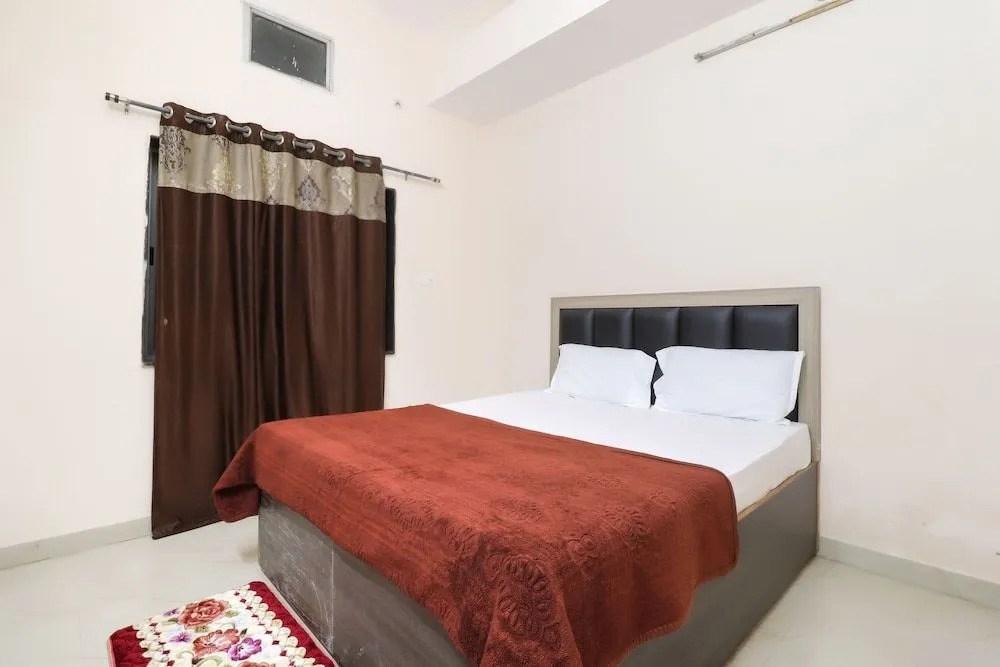 SPOT ON 37254 Hotel Krishna