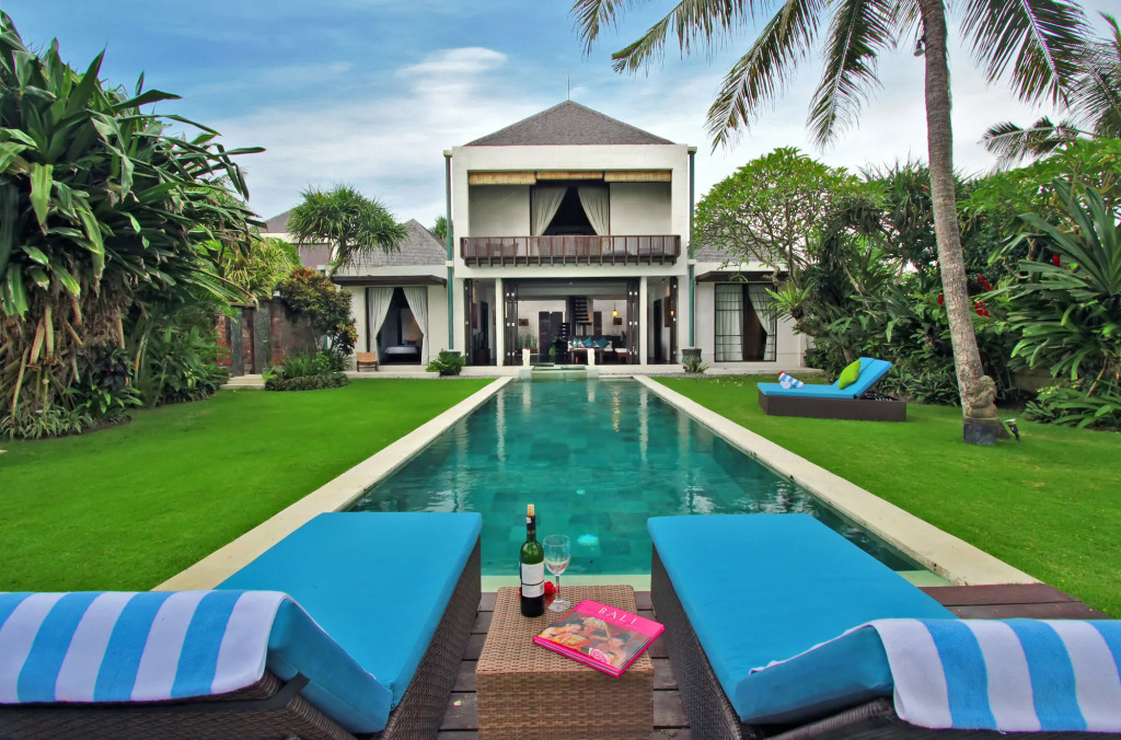 Villa Samudra Luxury Beachfront