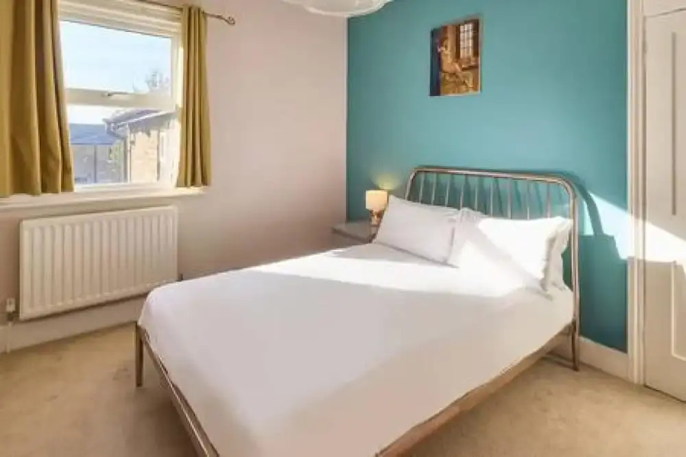 Host Stay Westbrook Road