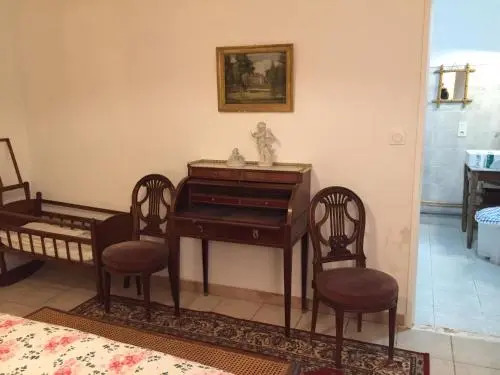 Le Château de BRESSEY & son Orangerie