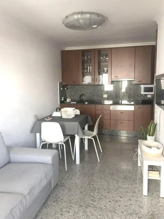Apartment with 2 Bedrooms in Arrieta, with Furnished Terrace And Wifi - 300 M From the Beach