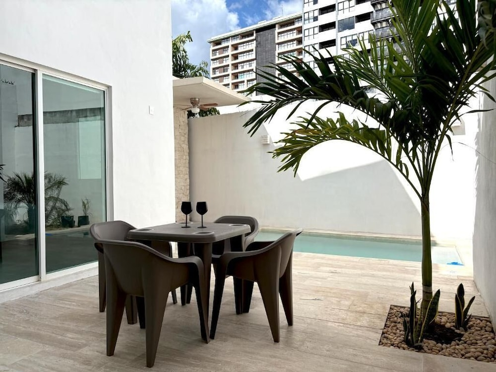 Vica Mayan Guest House - By Aloja RV