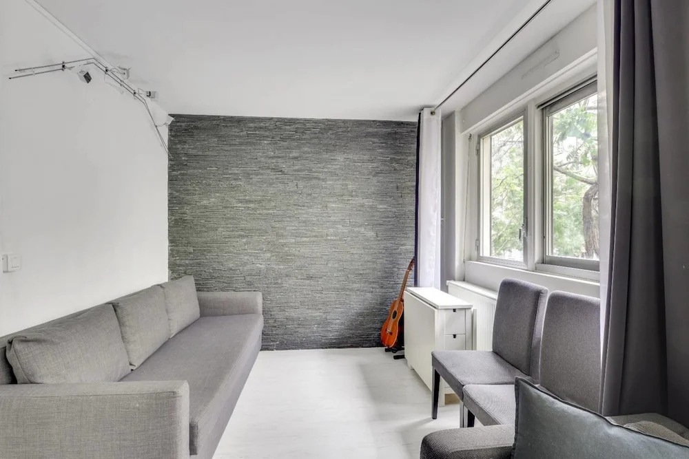 Modern 1bedroom Flat With Terrace in Trendy Paris XI