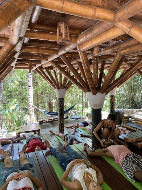 Universo Pol Bamboo Hostel