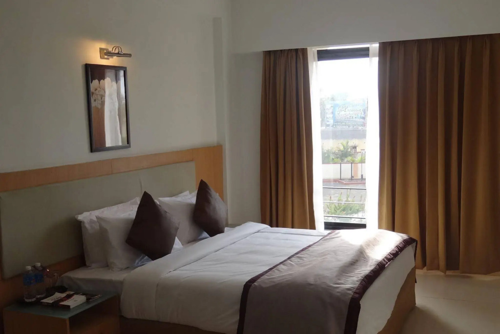 Zip By Spree Hinjewadi