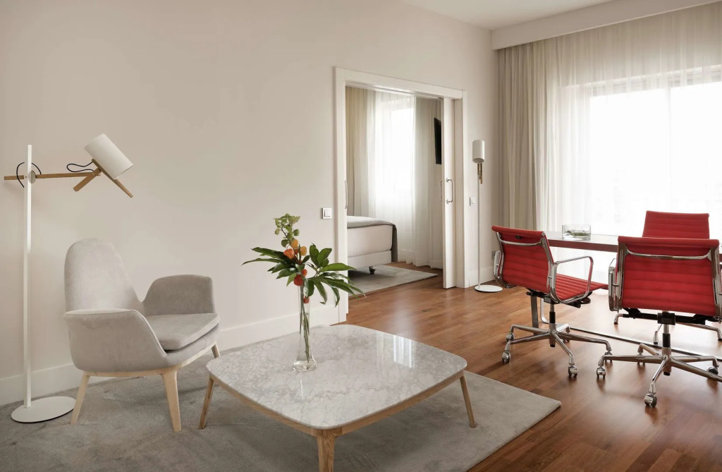 NH Collection Madrid Colón