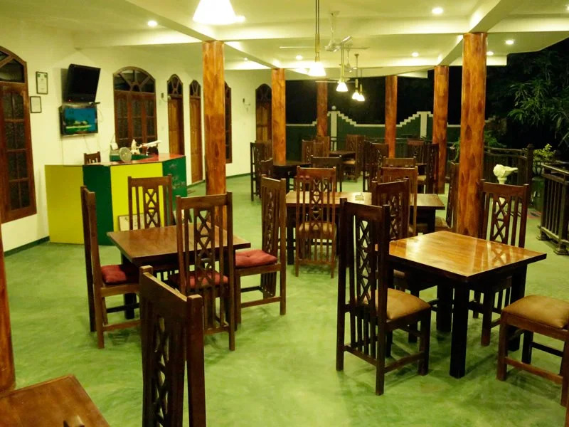 La Safari Inn