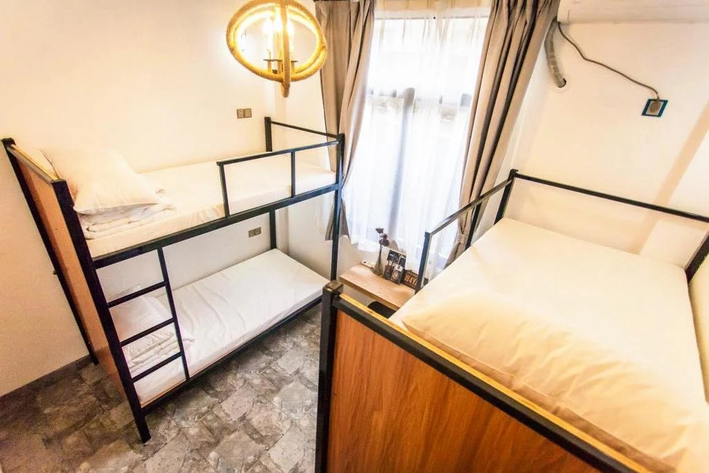 Free Hostel