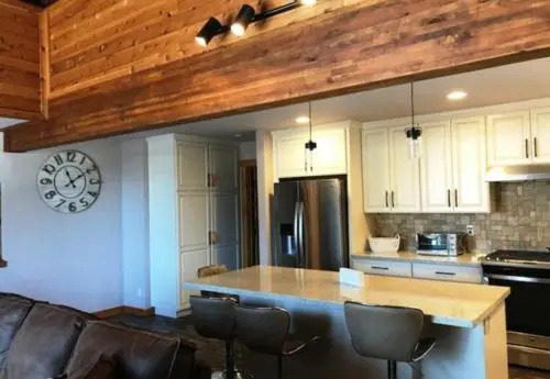 Ski Run Villas Retreat Listing #416