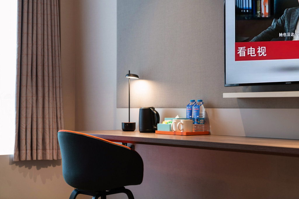 Holiday Inn Express Hangzhou Binjiang Aoti by IHG