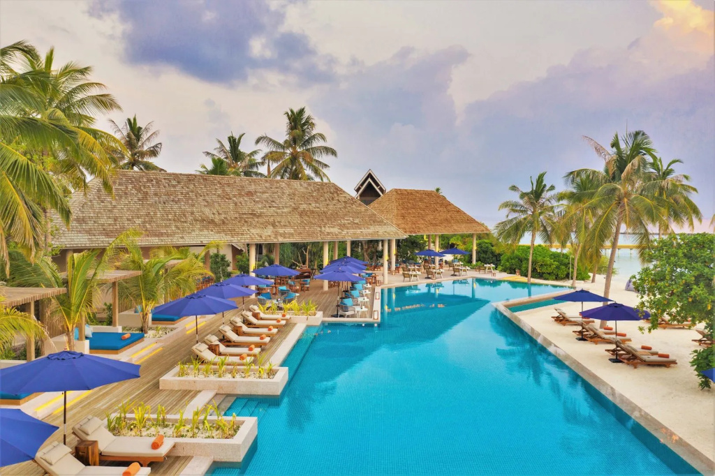 Emerald Faarufushi Resort & Spa - Deluxe All Inclusive