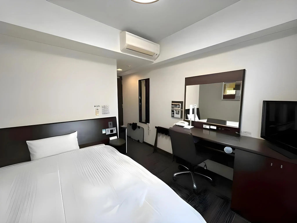 Hotel Route-Inn Nagoya Sakae