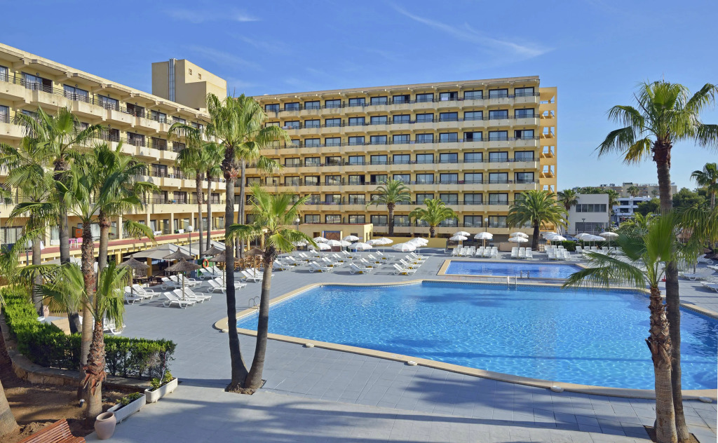 Отель Innside by Meliá Alcudia