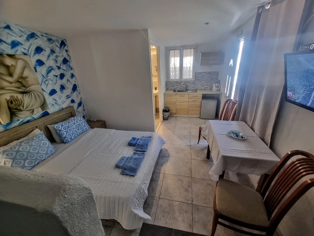 Santorini Studios Pleasure