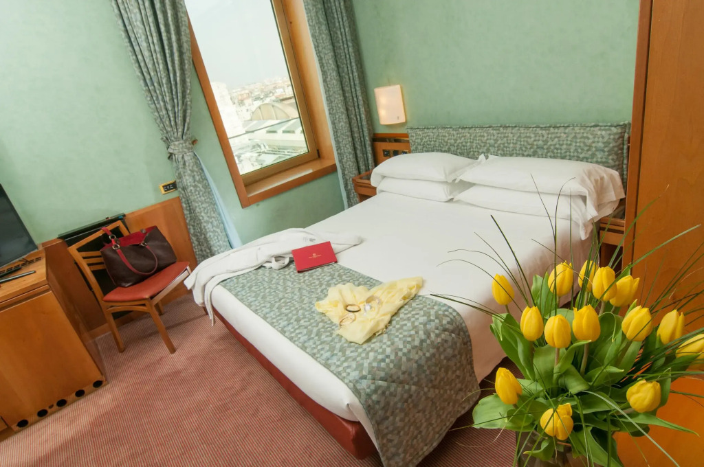 Michelangelo Hotel