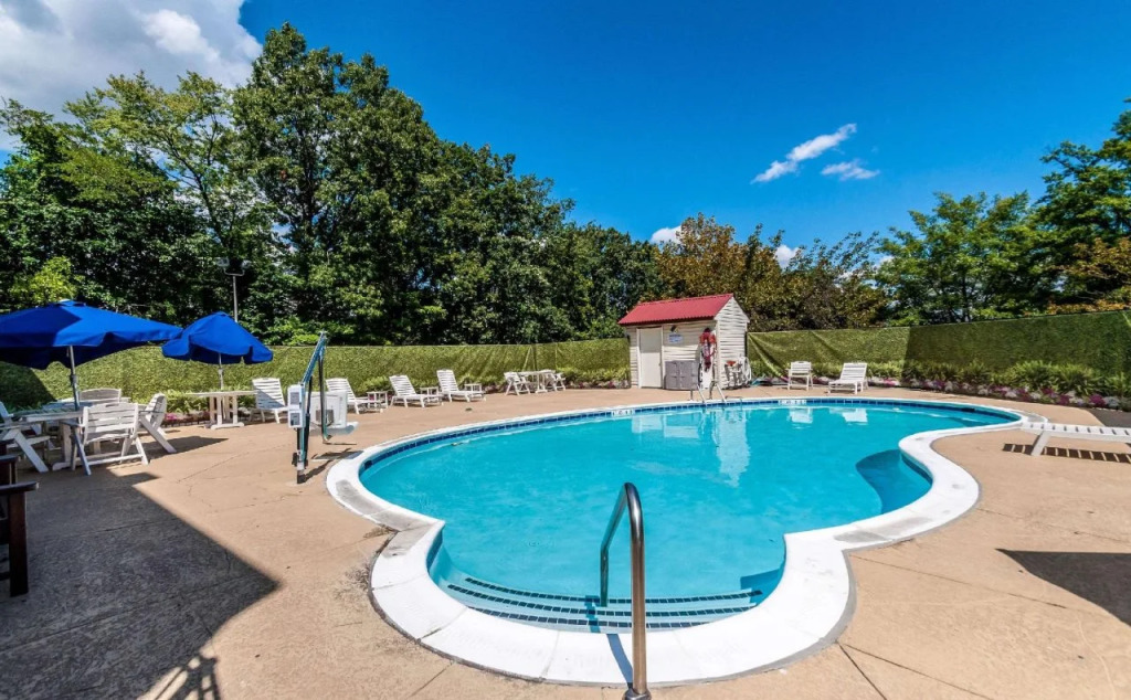 Comfort Inn & Suites Alexandria West
