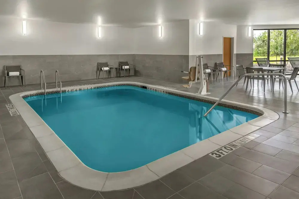 Courtyard By Marriott Sherman