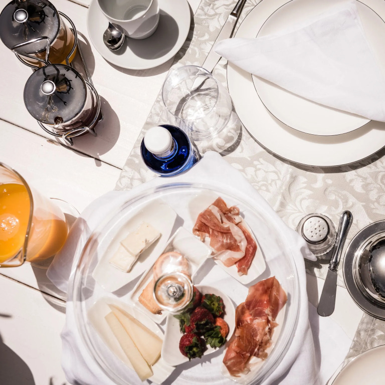 Molo Luxury Suites Puerto Banus