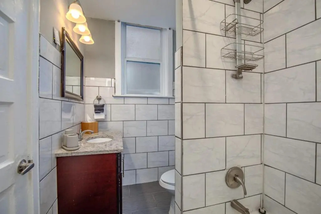 Spacious CWE 3BR near BJC by Zencity