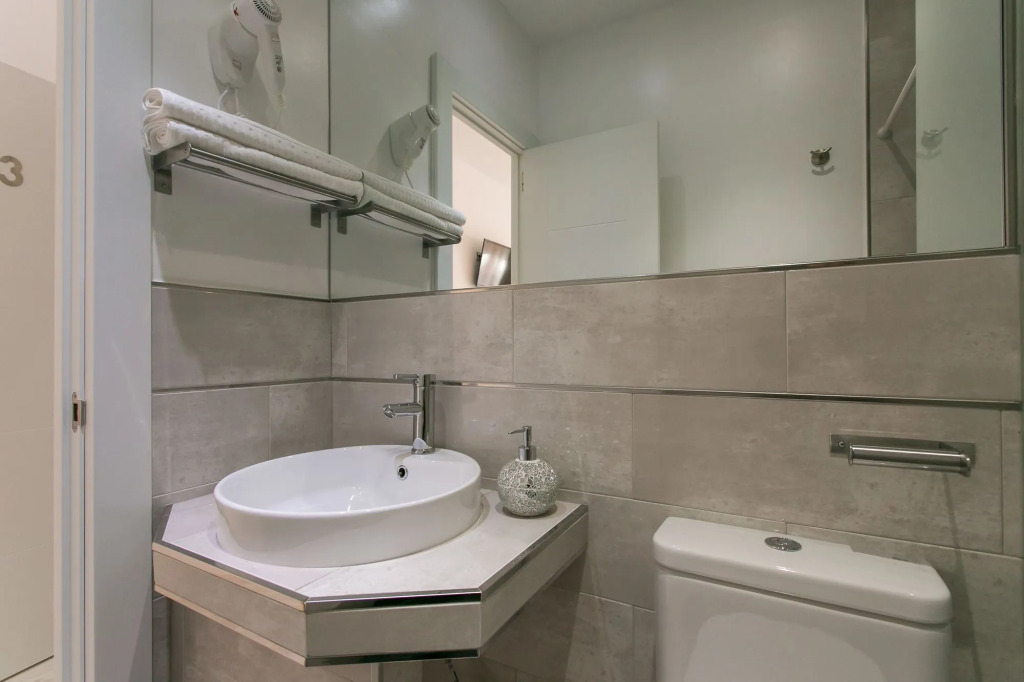 Hostal Met Madrid