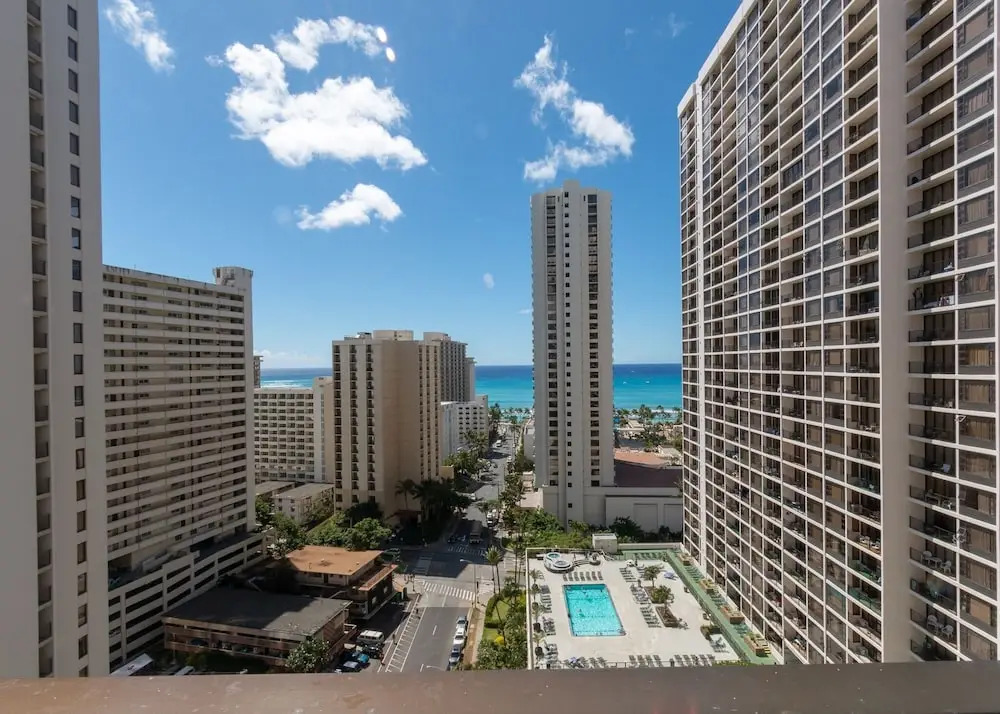 Tower 2 Suite 2014 - Qp 1 Bedroom Home