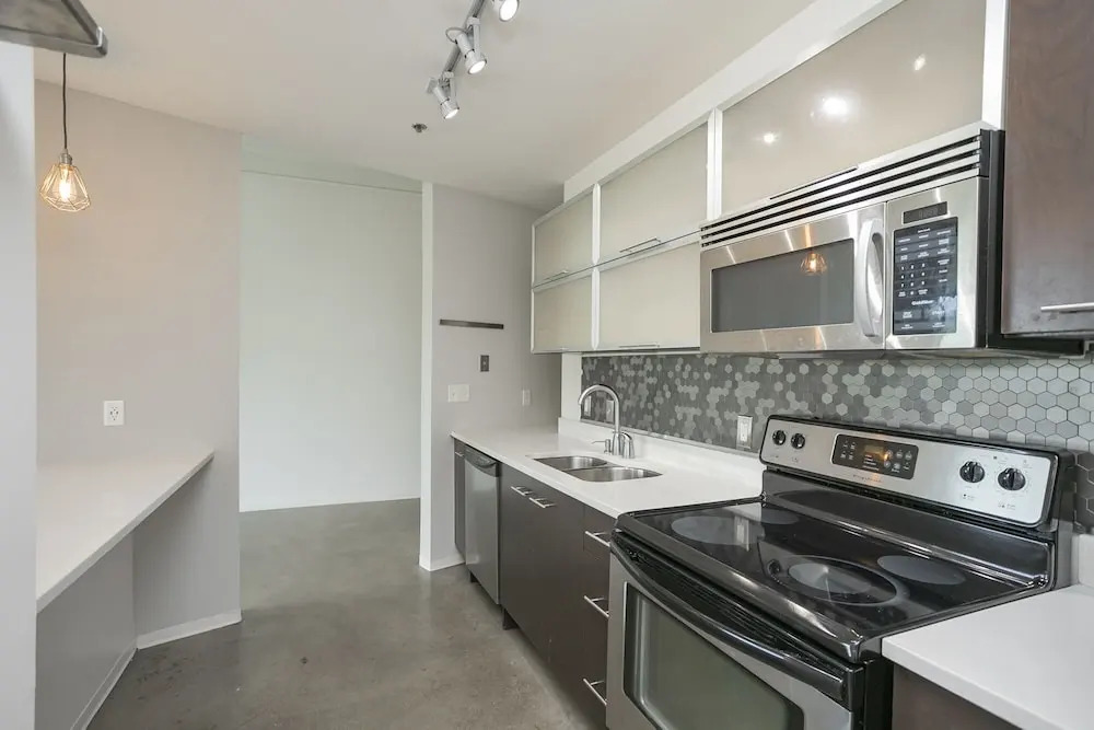 Unfurnished Condo | Amazing Layout with Balcony and In-building Storage Unit
