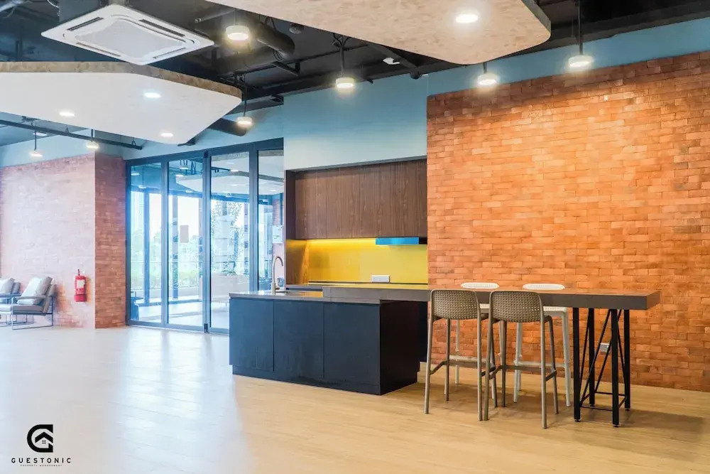 NeuSuite Cozy Studio by GUESTONIC